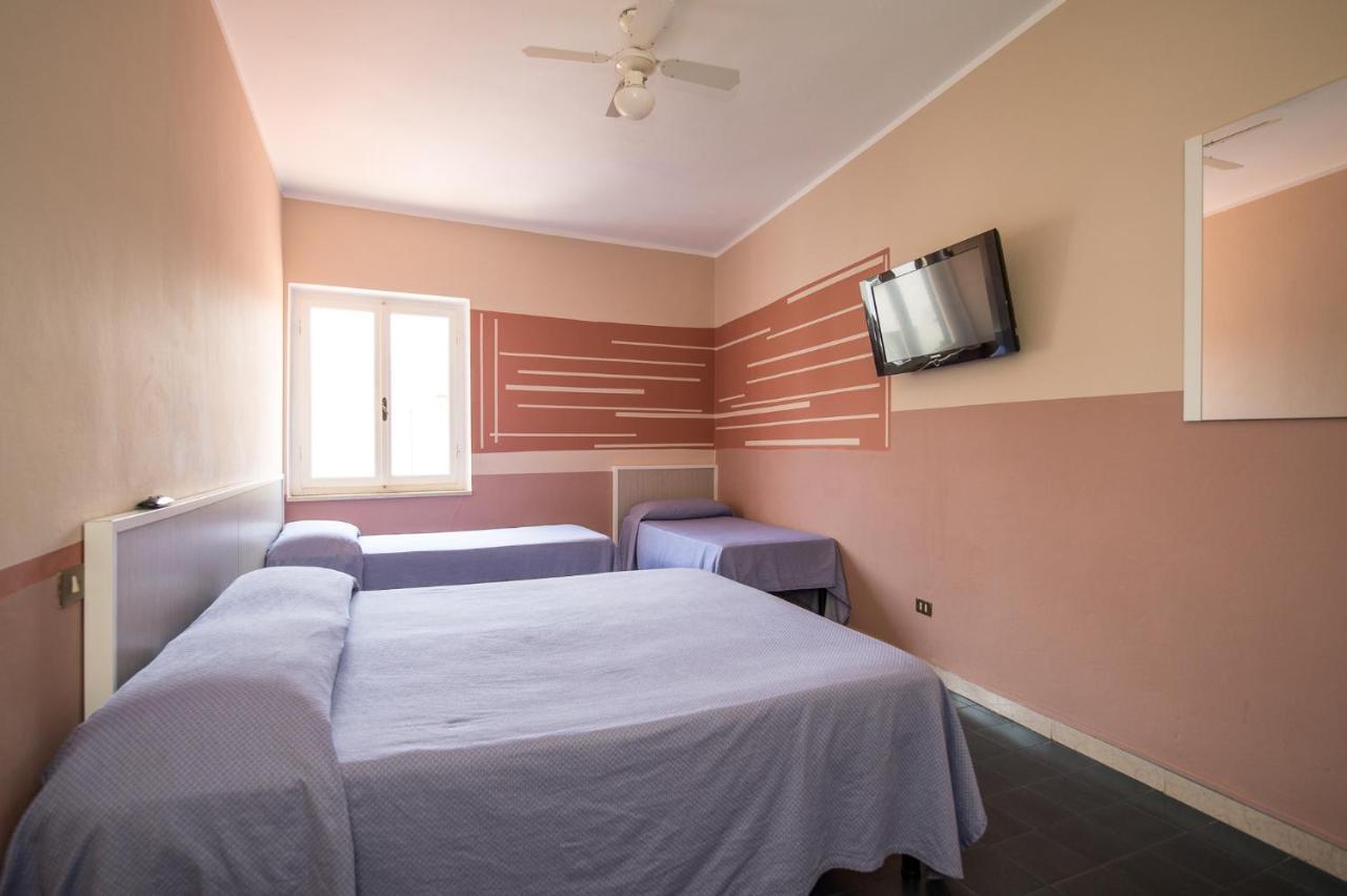 Hotel Terranova Pise Extérieur photo