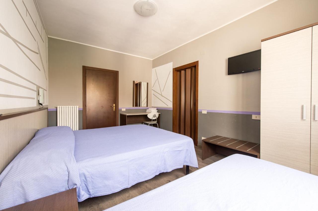 Hotel Terranova Pise Extérieur photo